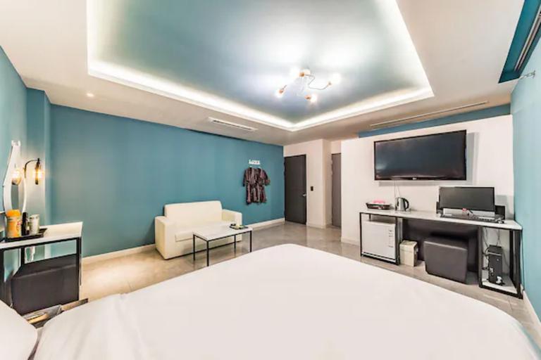 Bedroom 4, Chuncheon Hotel View, Chuncheon