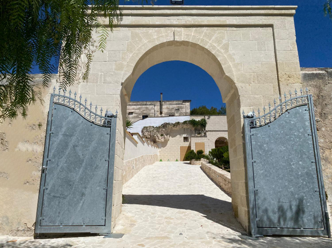 Others 4, MASSERIA FRANTELLA, Taranto