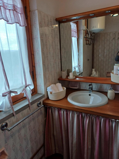 Bedroom 3, Chalet Grazia, Lucca
