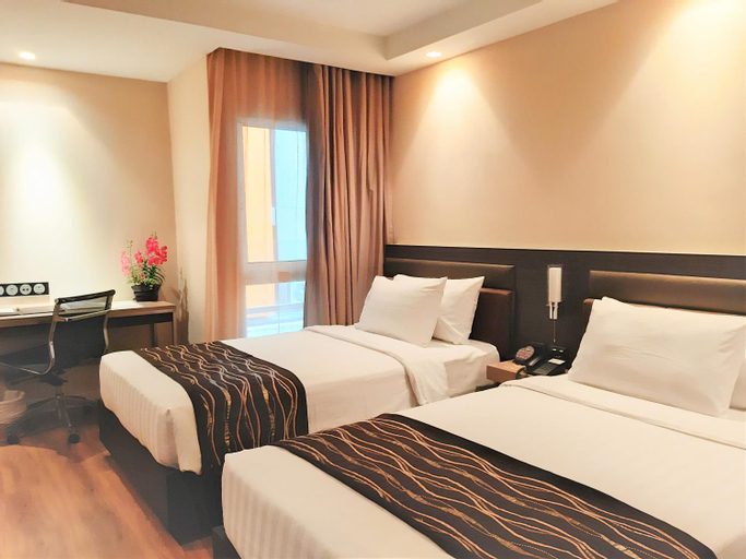 Bedroom 8