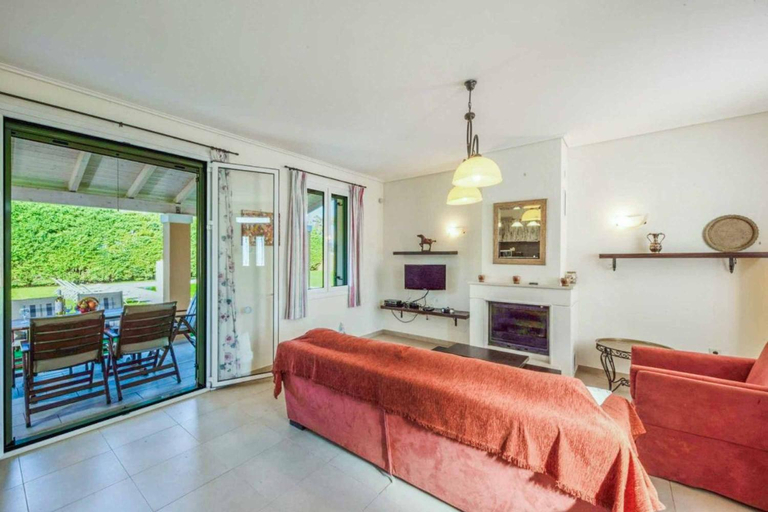 Others 5, Villa Gialetti, Ionian Islands