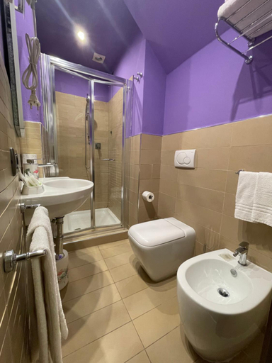 Bathroom 2, iH Hotels Firenze Residence Select Executive, Florence
