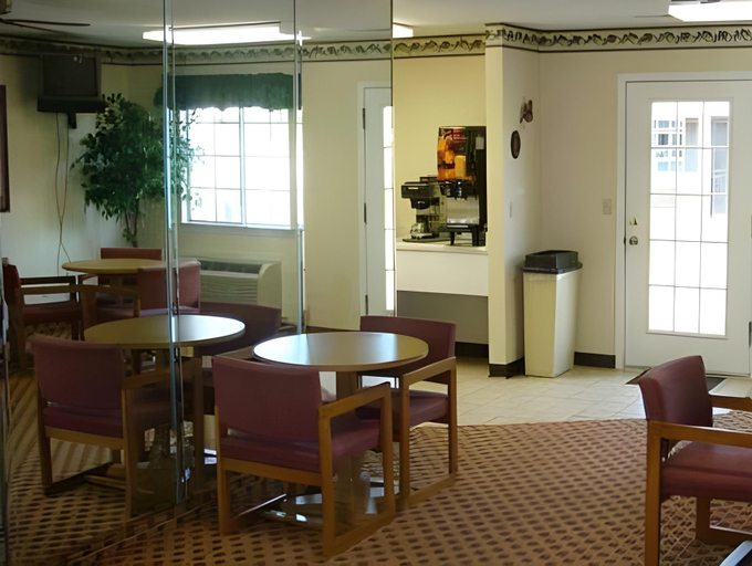 Others 5, Regency 7 Motel, Washington