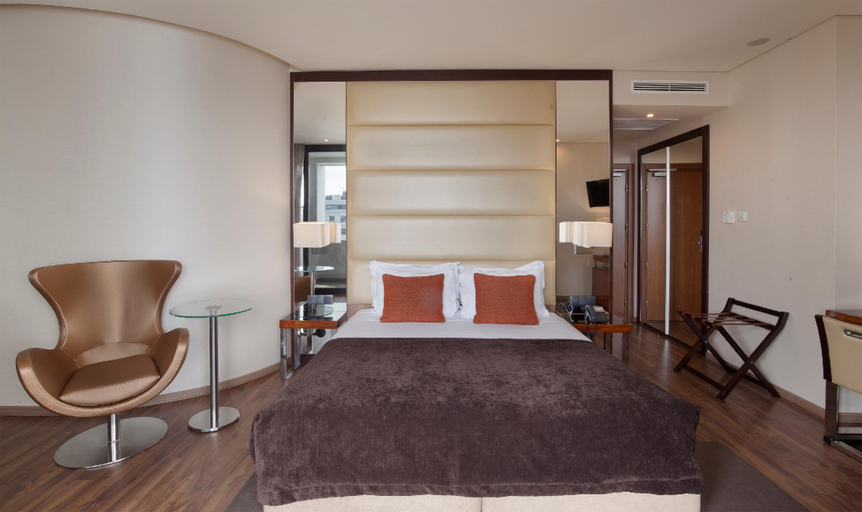 Bedroom 25