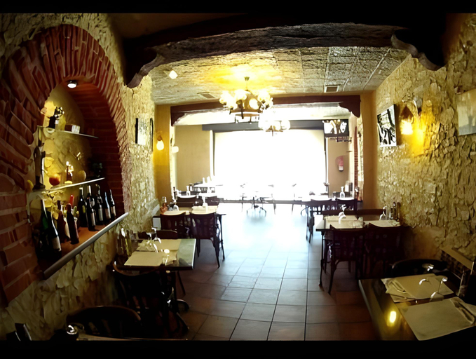 Food & Drinks 5, Hostal Restaurante Cornella, Barcelona