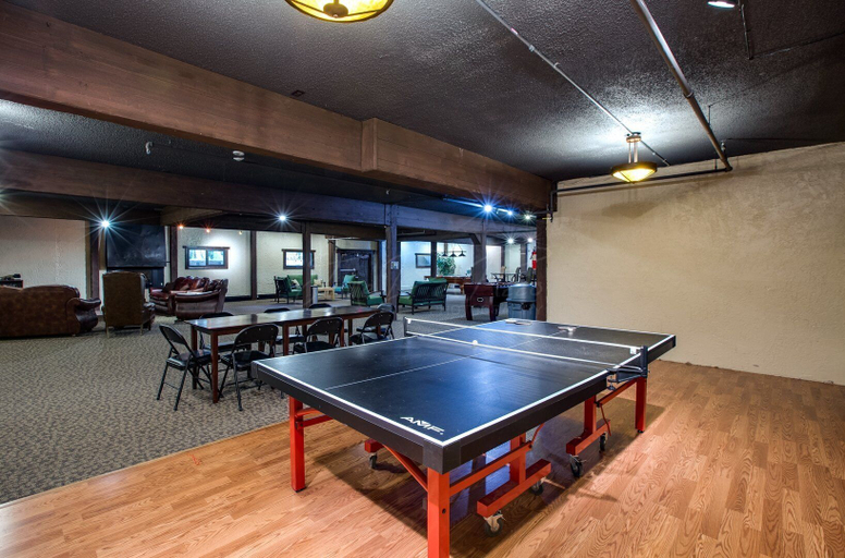 Food & Drinks, 09SLL - Convenient - Inexpensive - Sleeps 2, Whatcom