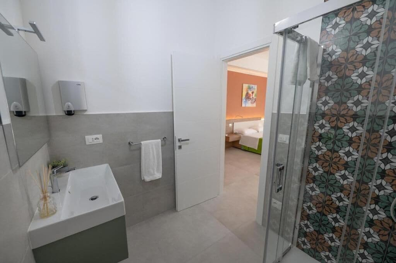 Bathroom 4, Le camere di tramontana, Lecce