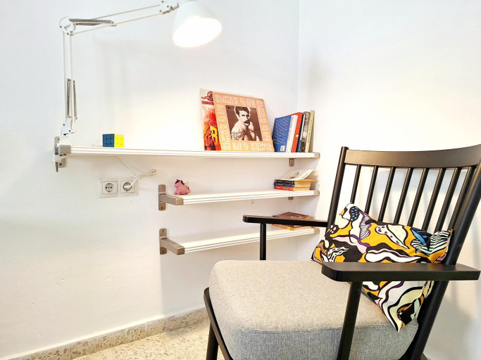 Others 5, Sunny Malaga Centre Flats, 2 Options, with Balcony or Terrace, Málaga
