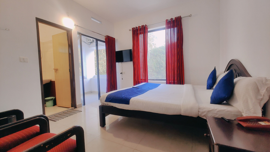 Bedroom 2, Lumino Karthika, Idukki