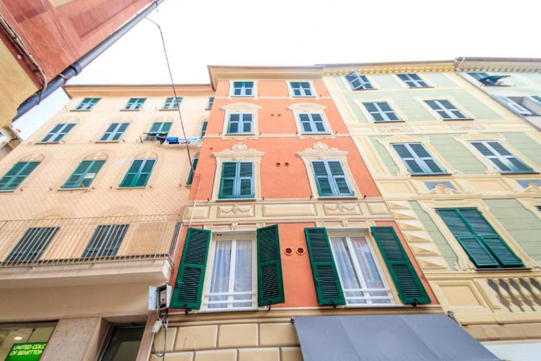 Exterior & Views, Bilocale nel centro storico al piano primo, Savona