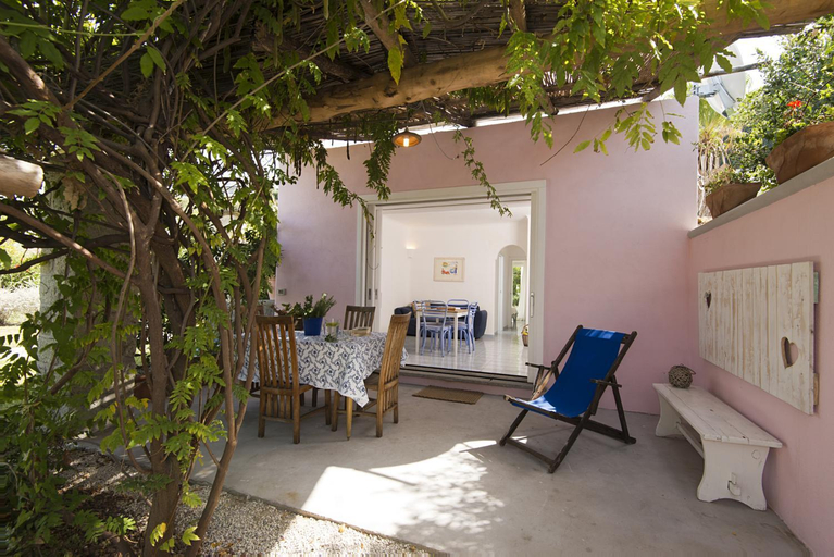 Others 4, Casa Margherita Ischia, Napoli