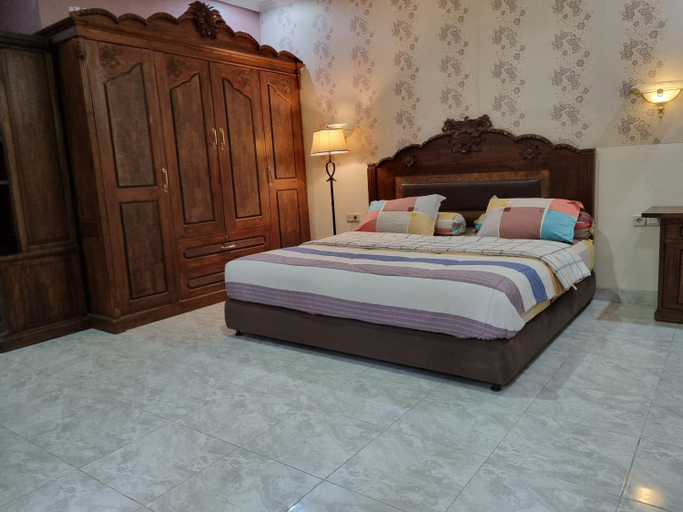 Bedroom 9