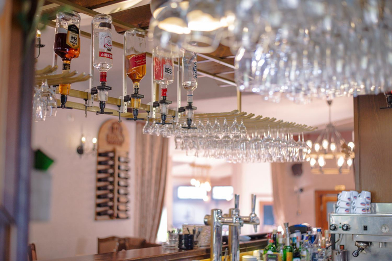 Food & Drinks 4, Hotel Kiko