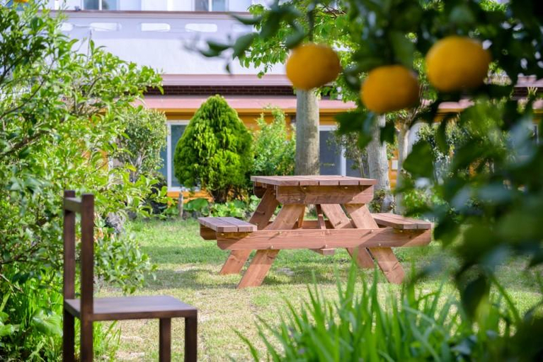 2, Seogwipo Muldandongsan Log Pension, Seogwipo