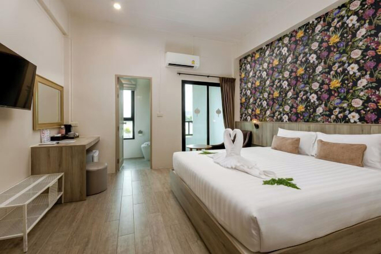Bedroom 6
