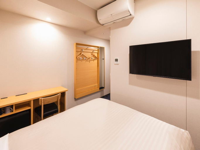 Bedroom 13