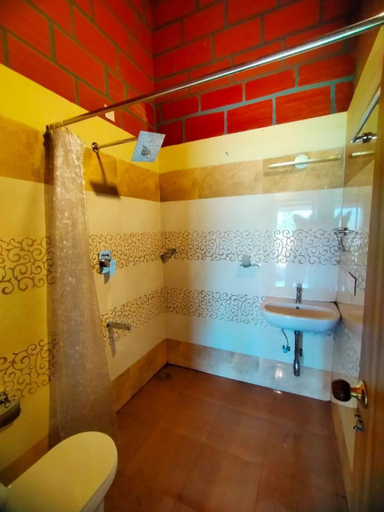 Bathroom 3, Coffeeberry Hills Chikamagalur, Chikmagalur