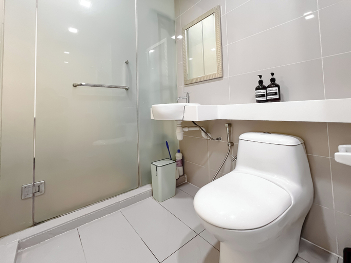Bathroom 7