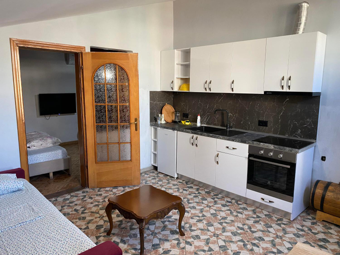 Others 5, Apartment with view, Tiranës