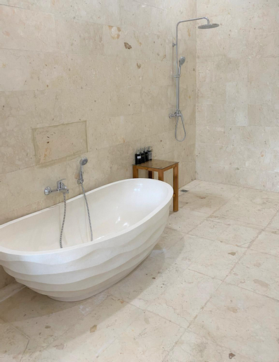 Bathroom 5