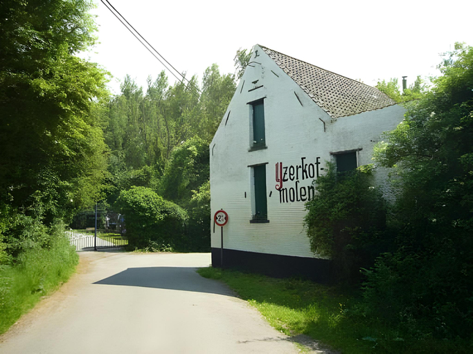 Others 3, B&B Latemberg, Oost-Vlaanderen