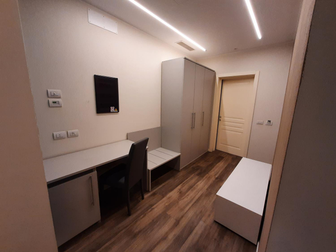 Others 3, STOP&GO Suites and Apartments, Modena