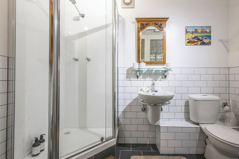 Bathroom 3, Stone on the Hill - Families & Groups, Yarra Ranges - Dandenongs