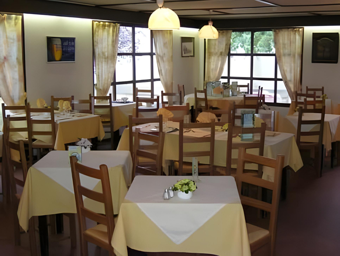 Food & Drinks 4, Hotel Inn Design Resto Novo Sable, Sarthe