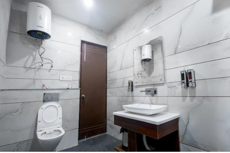 HOTEL OMNIBLISS, Sahibzada Ajit Singh Nagar
