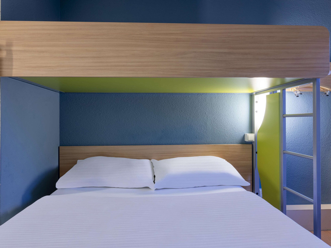 Bedroom 9