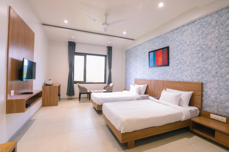 Bedroom 3, Enrise by Sayaji Khed Shivapur, Pune