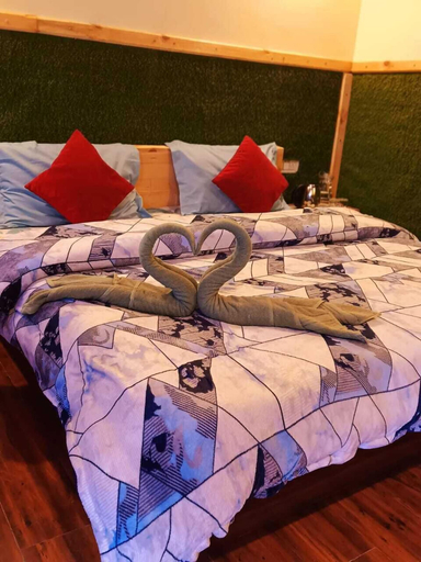 Bedroom 3, Deodar Inn resort, Dehradun