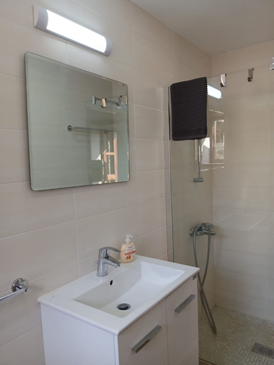 Bathroom 2, Mountain View Oasis, Larnaca