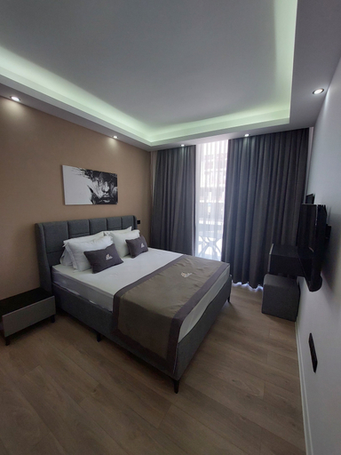 Bedroom 4, Vista Mare