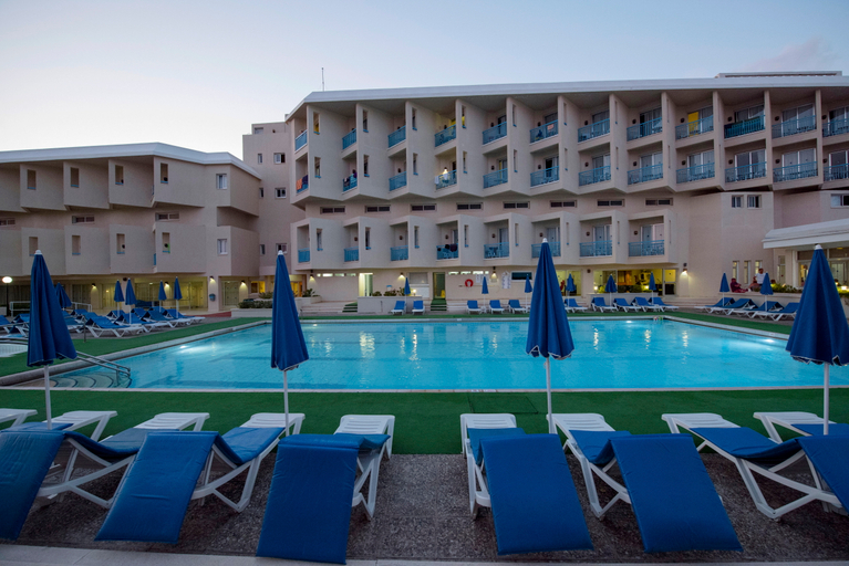 Exterior & Views 2, Kissos hotel