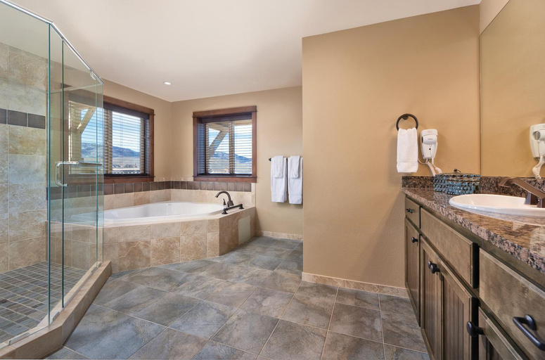 Bathroom 4, WorldMark Granby Rocky Mountain Preserve, Grand