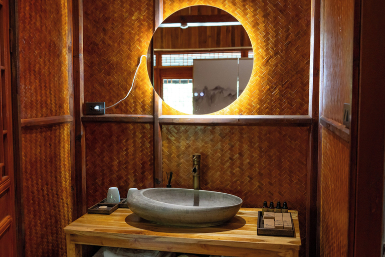 Bathroom 3, Long Chuan River Kwai, Thong Pha Phum