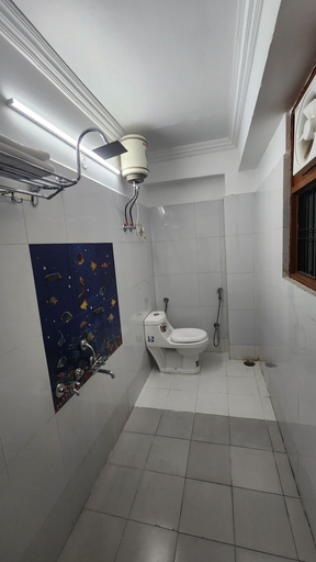 Bathroom 3, Sojourn Inn, Lucknow