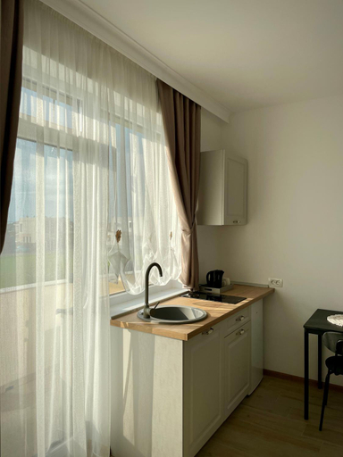 Others 3, Casa Bursucilor, Mosnita Noua