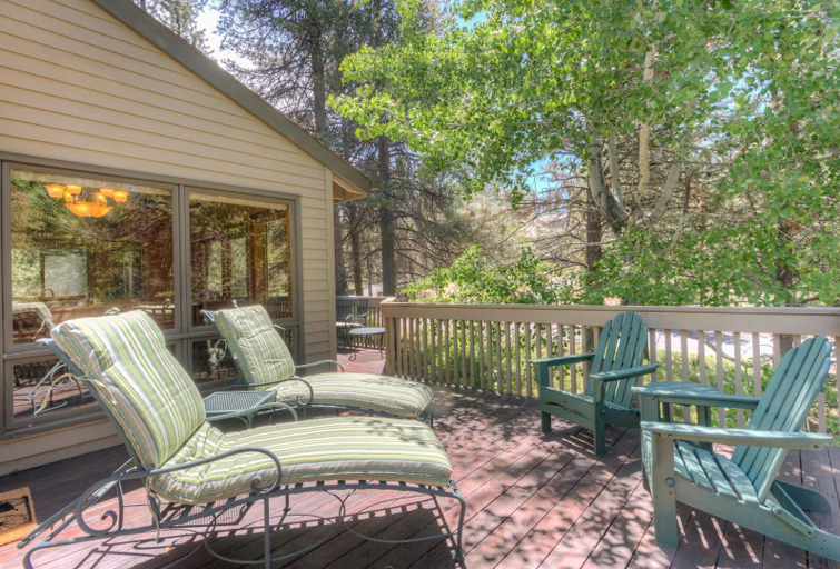 Tan Oak Lane 37, Deschutes
