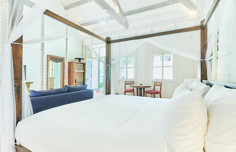 Bedroom 14