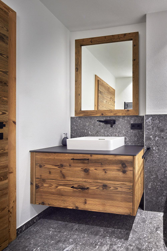 Bathroom 2, Alpin Residenzen Eichenheim Aurach bei Kitzbuhel by Alpina-Holiday, Kitzbühel