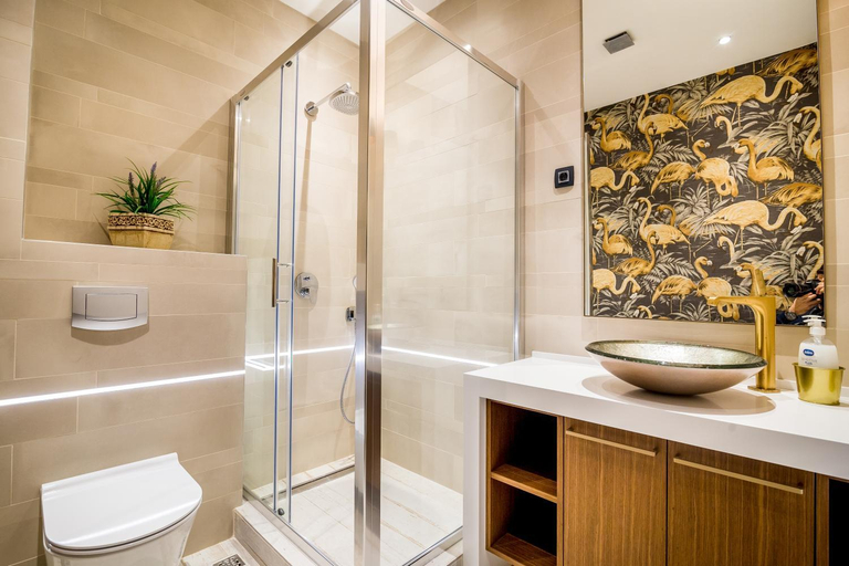 Bathroom 3, Apartments Master 5