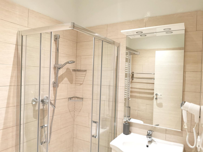 Bathroom 2, Fiera camera, Verona