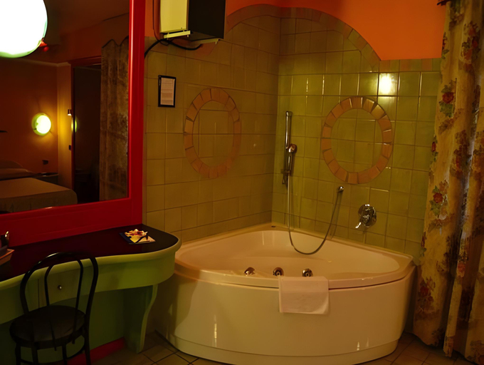 Bathroom 2, Hotel Motel 2, Alessandria