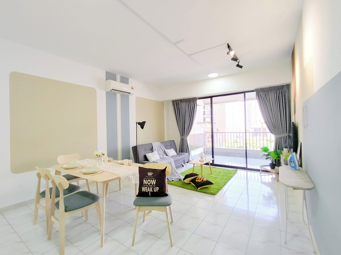 Dining Room 16