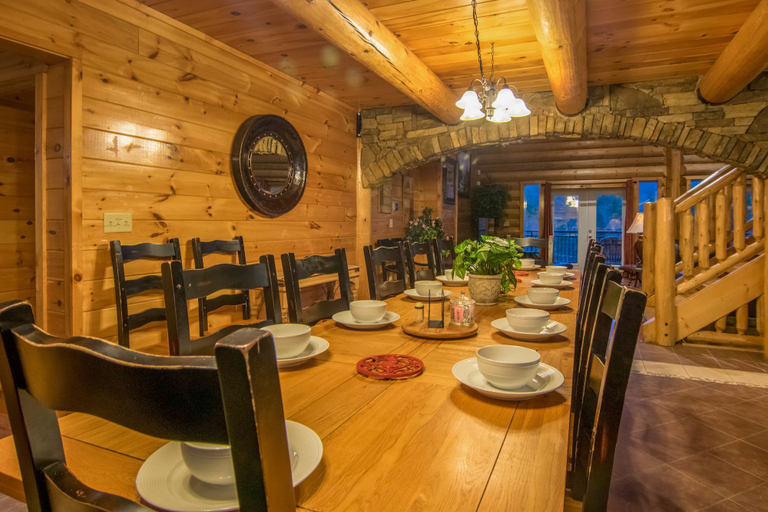 Food & Drinks 4, Moose Hollow Lodge, Sevier