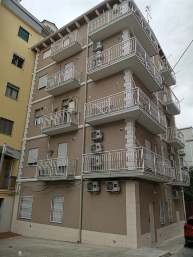 Exterior & Views 1, Palazzo Buscema - Appartamenti & Residence, Crotone