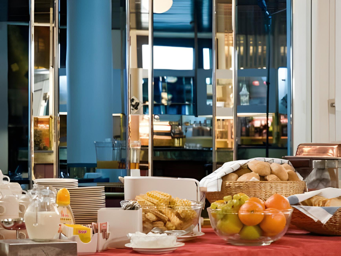 Food & Drinks 2, Hotel Tunneli, Pirkanmaa