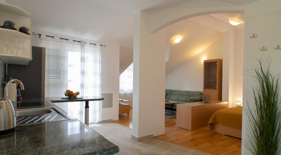 Others 4, Mozart apartments, Baška Voda